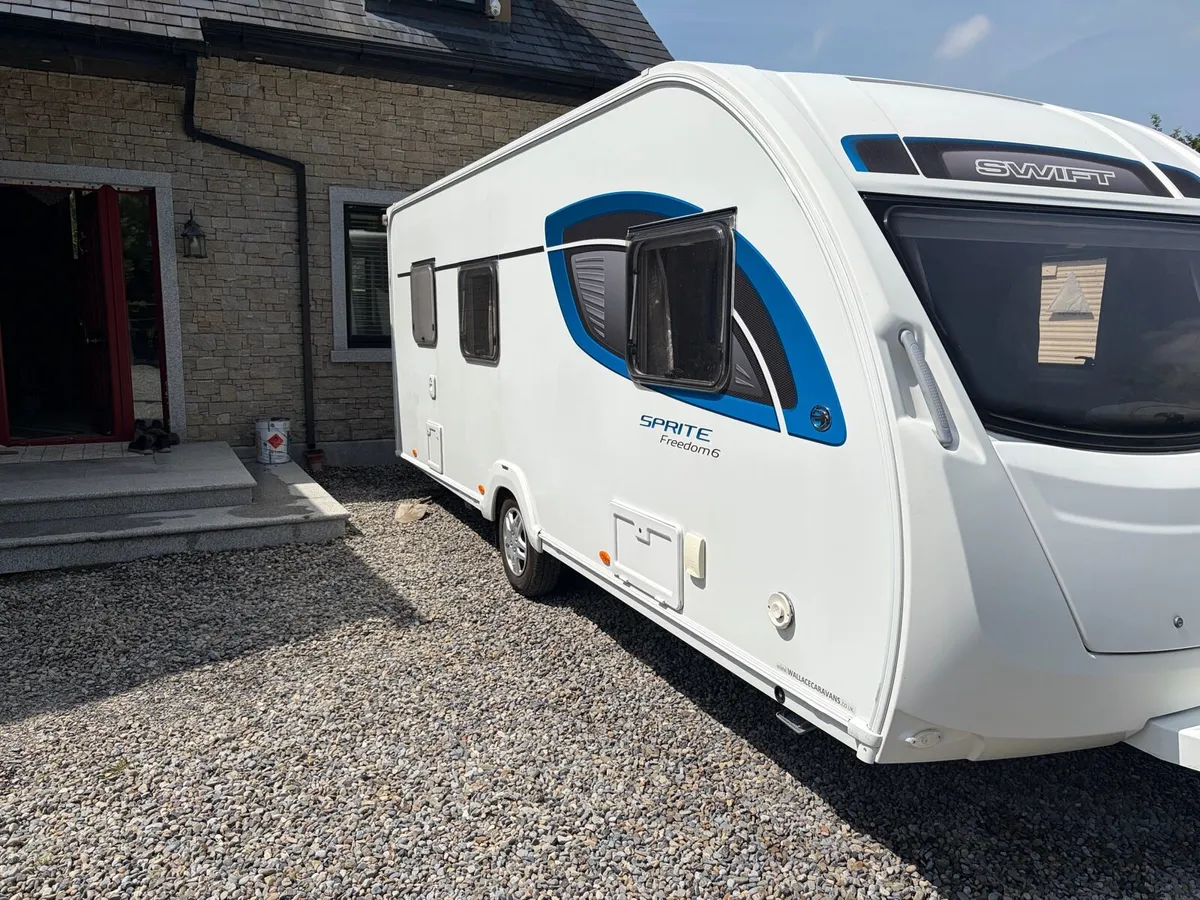 Sprite freedom 6 berth caravan (bunkbeds) - Image 2