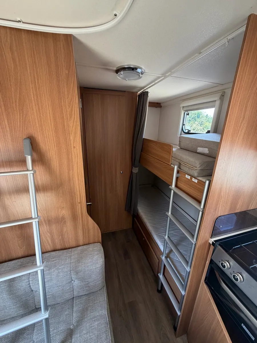 Sprite freedom 6 berth caravan (bunkbeds) - Image 4