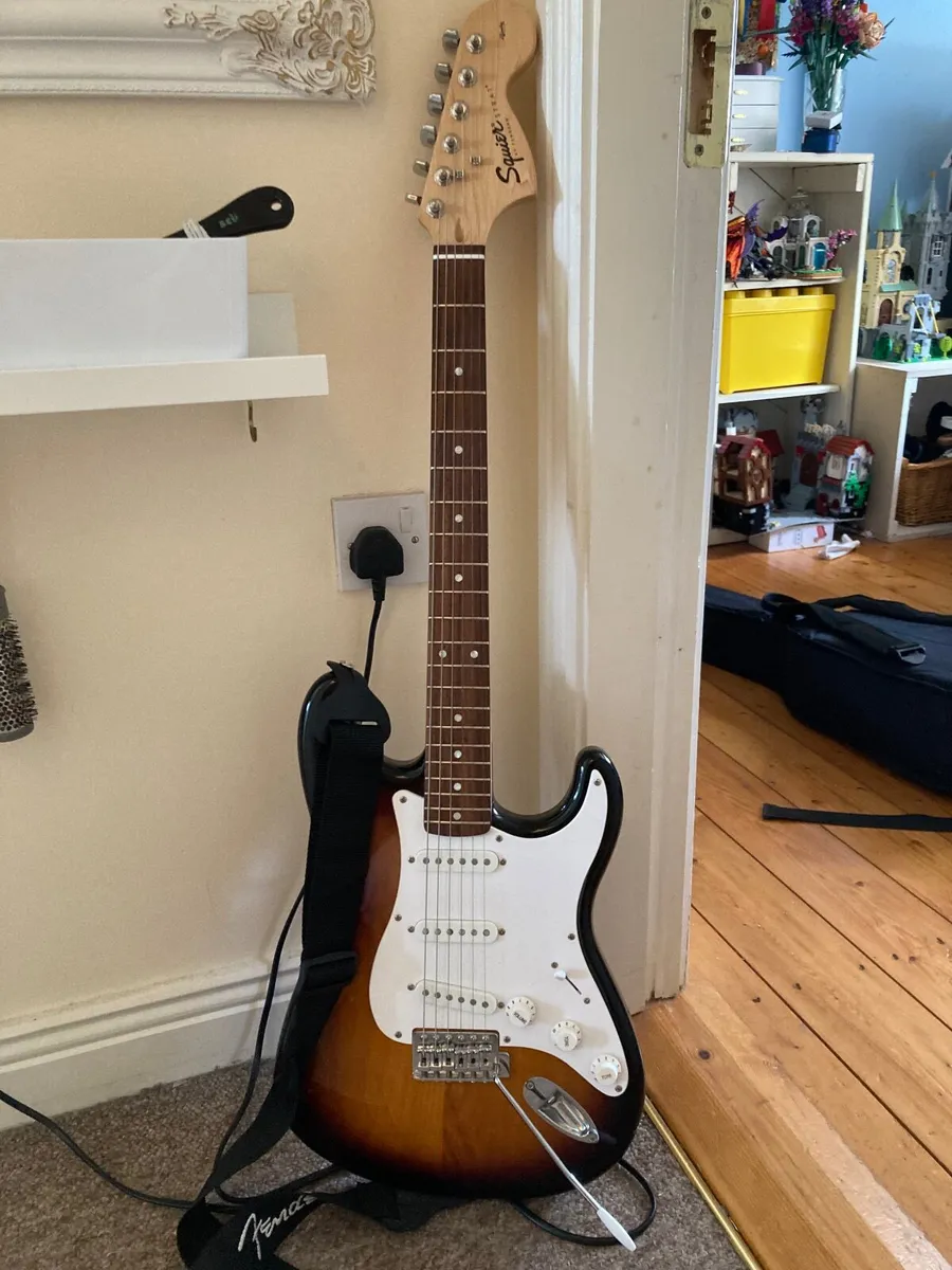 Squier Strat by Fender Electric guitar - Image 2