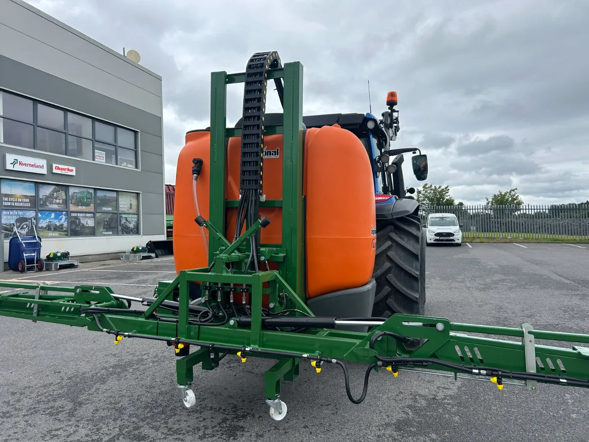 Agrional 1300l Sprayer 15m Booms - Image 2