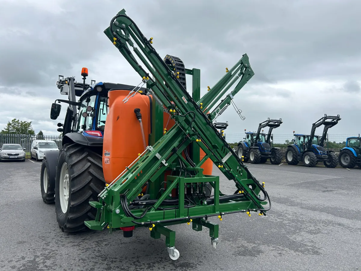 Agrional 1300l Sprayer 15m Booms - Image 1
