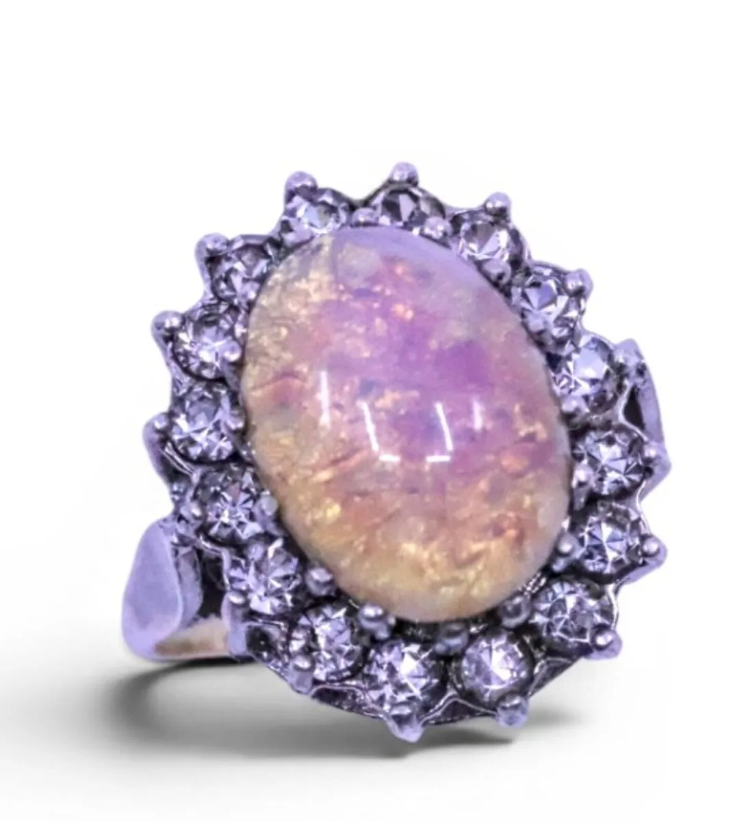 Stunning 9k gold Opal ring 5.1g - Image 1