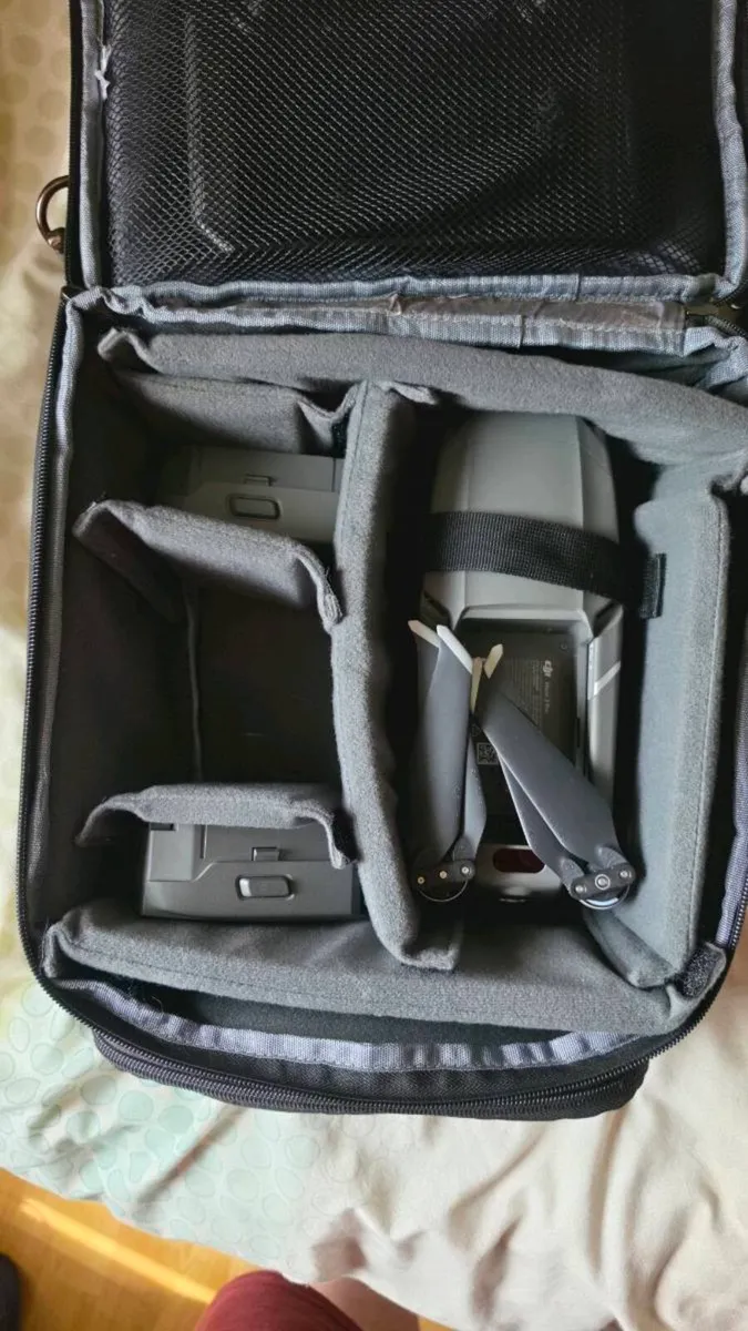 Dji mavic 2 pro with smart controller - Image 1