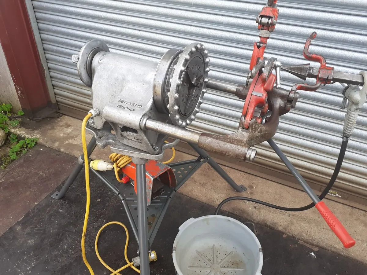 RIDGID 300 THREADING MACHINE - Image 4