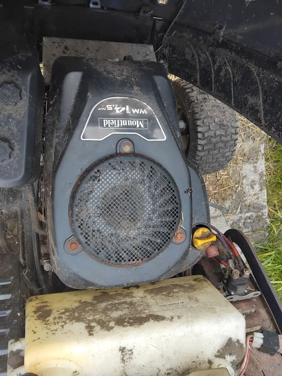 Mountfield lawn mower for parts - Image 2