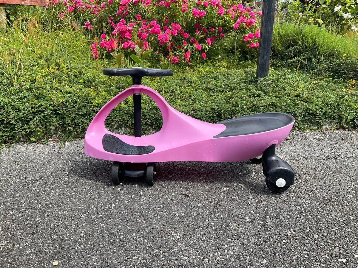 Wiggle car - Image 1