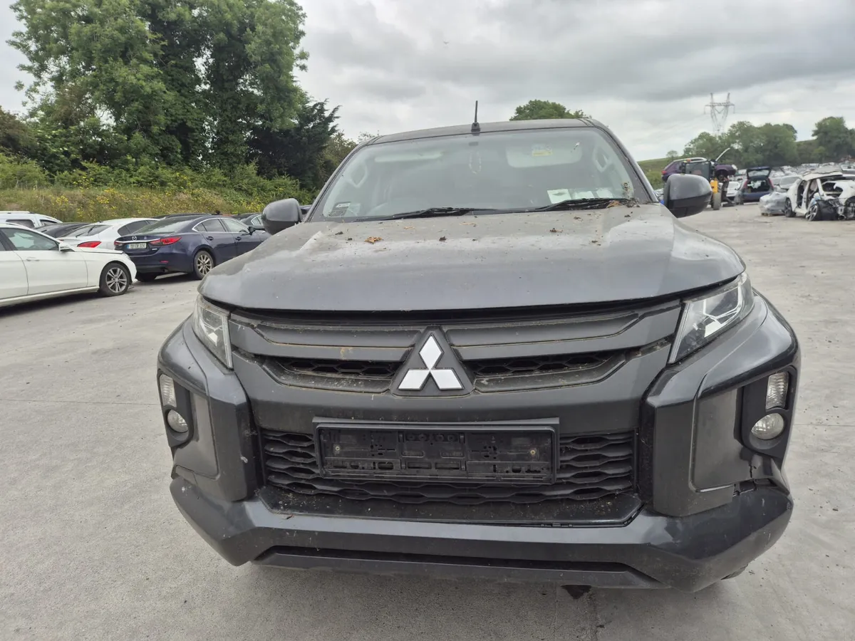 2021 Mitsubishi L200 *For Parts* - Image 1
