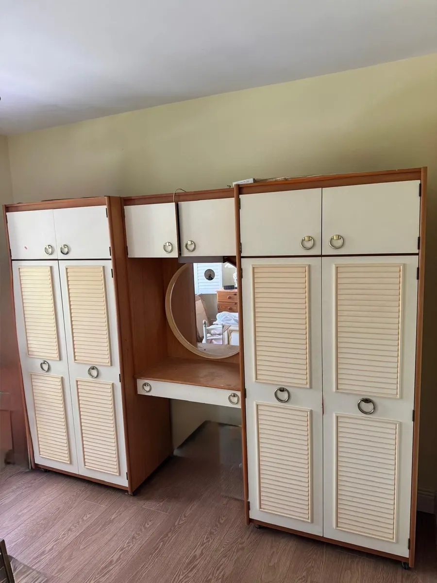 FREE to take wardrobe and chest of drawers - Image 1