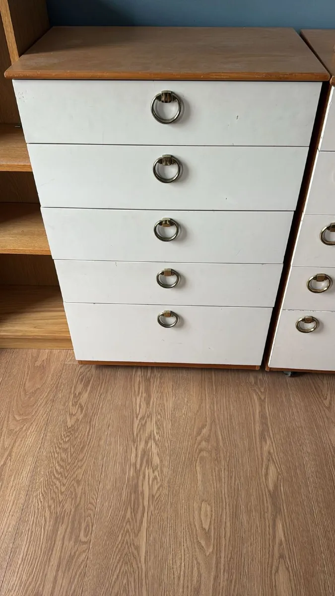 FREE to take wardrobe and chest of drawers - Image 3