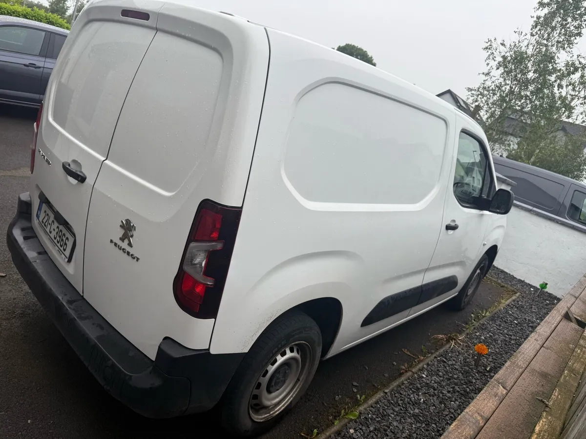 2022 Peugeot Partner 1.5 HDi - Image 2