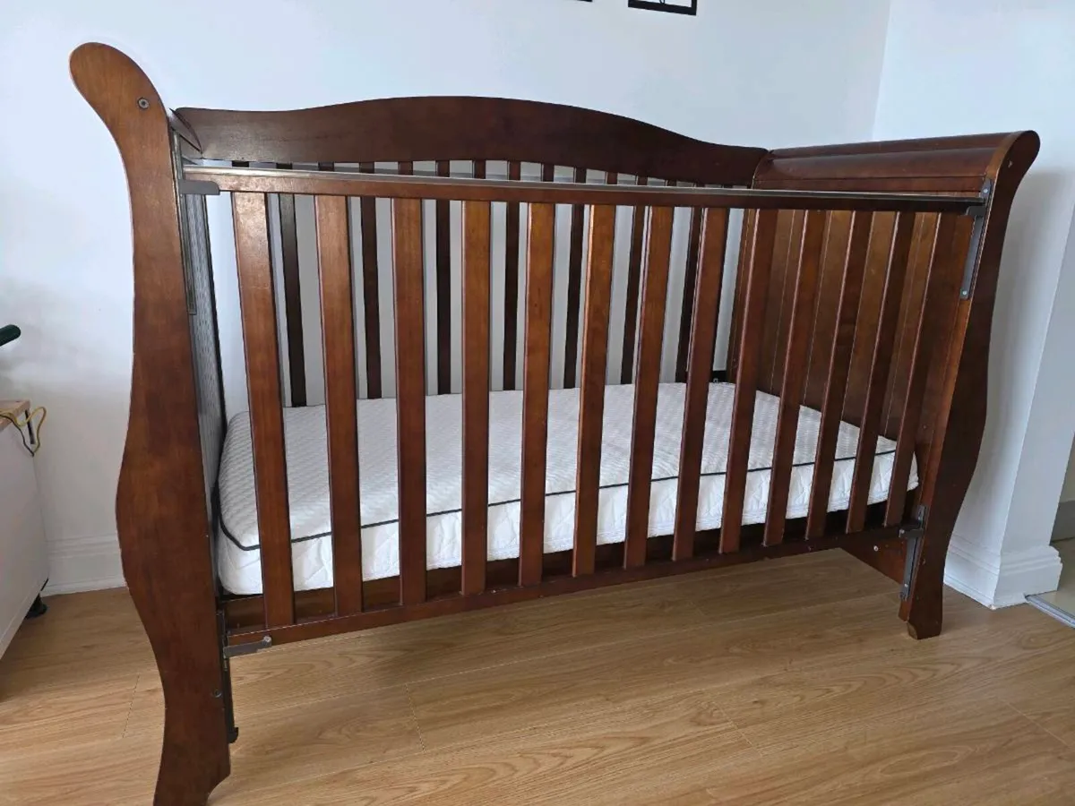 Cot bed - Image 4