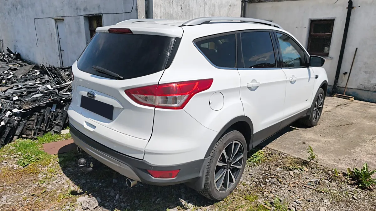 2015 Ford Kuga 2.0 Diesel Auto For Breaking! - Image 4
