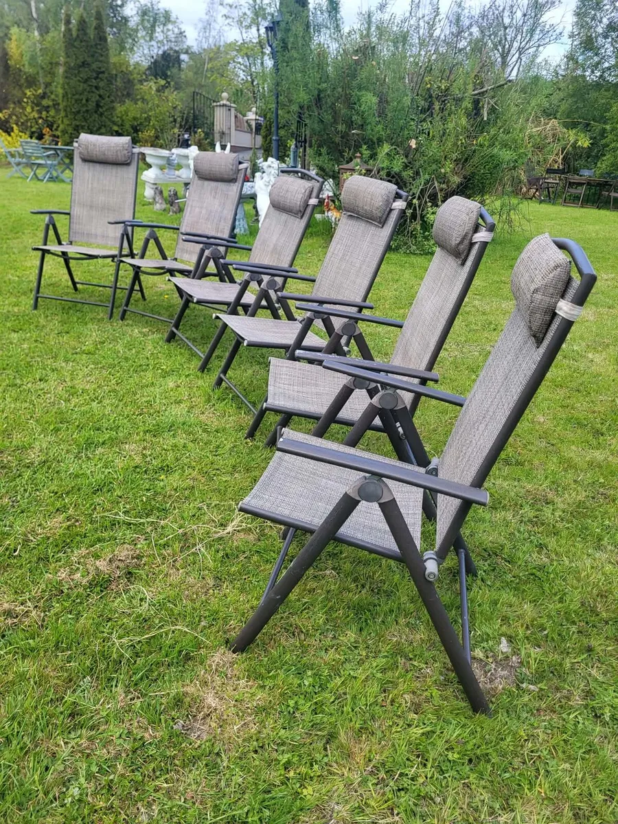 6 recliner chairs - Image 2