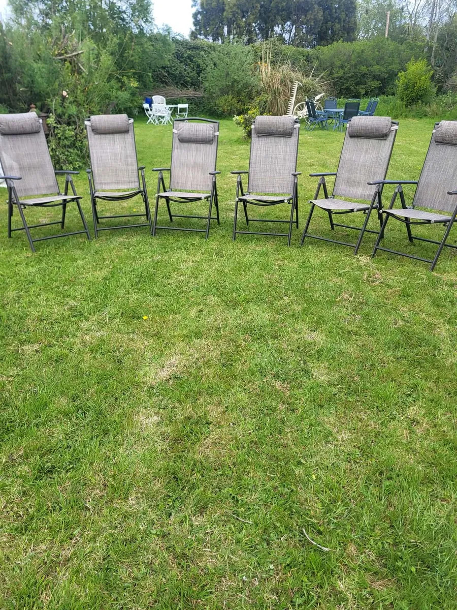 6 recliner chairs - Image 3