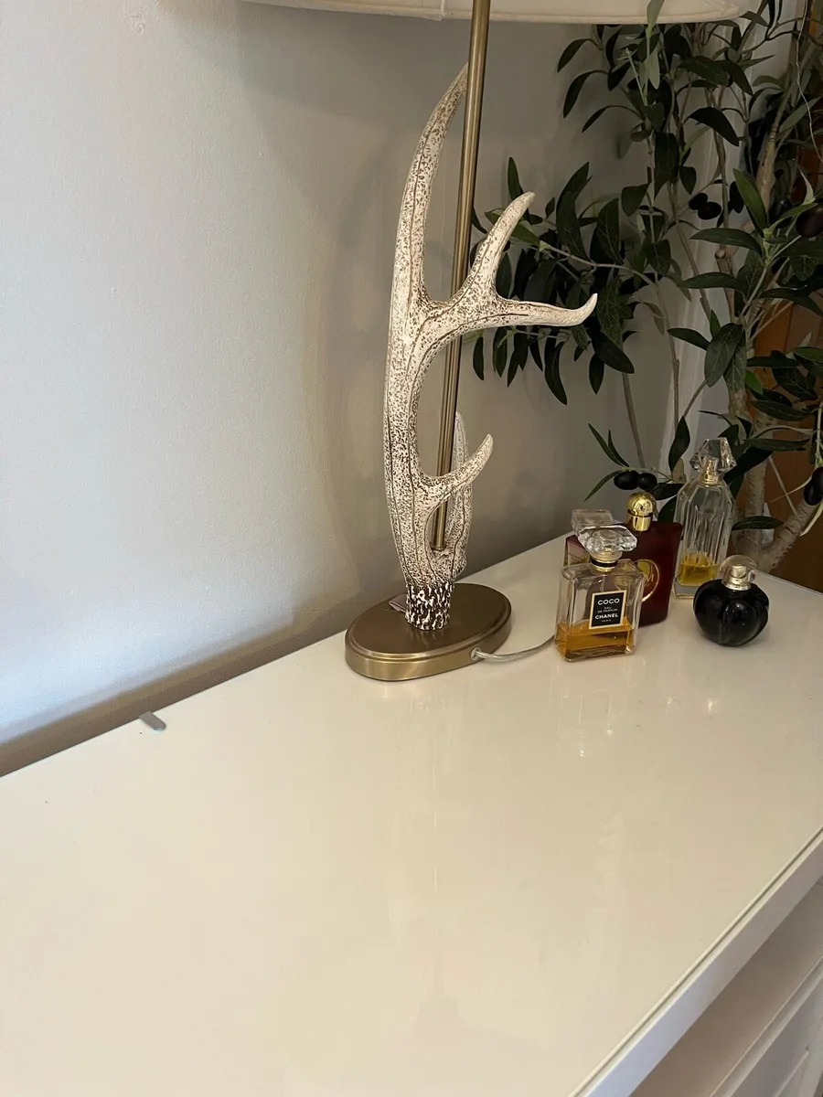 Dressing table / desk / nail bar - Image 2