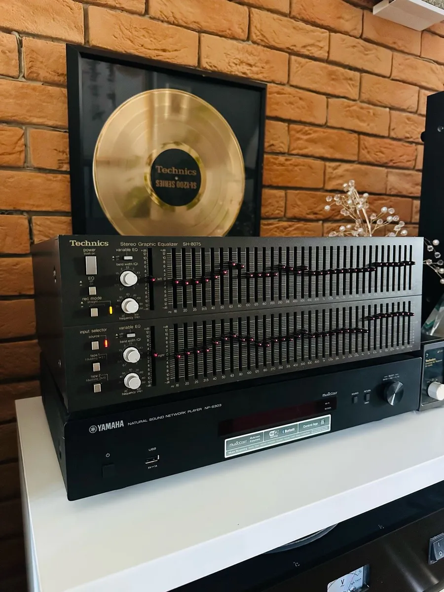 Technics SH-8075 Graphic Equalizer Flagship Model - Image 1
