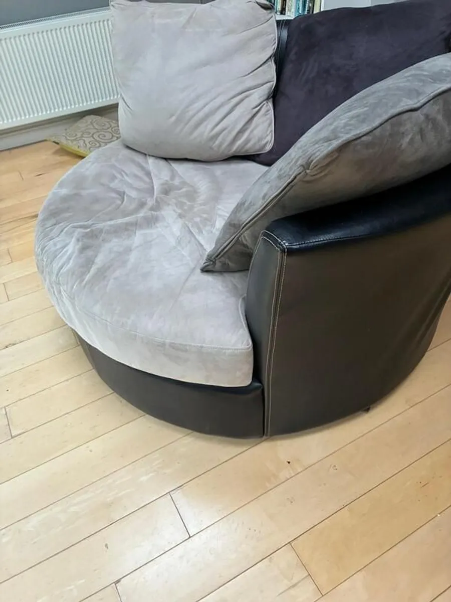 Fantasia Twister Chair - Image 3
