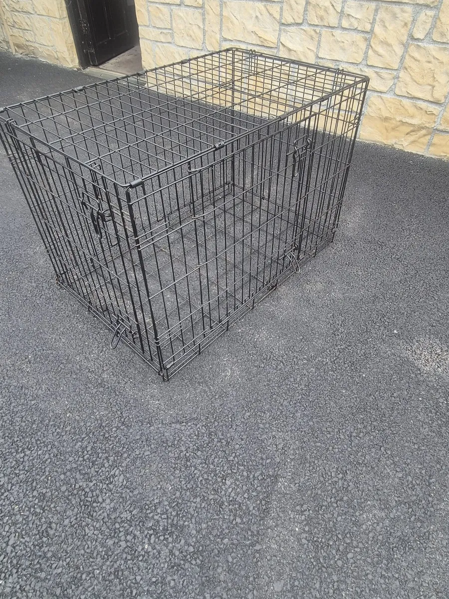 Dog crate - Image 1