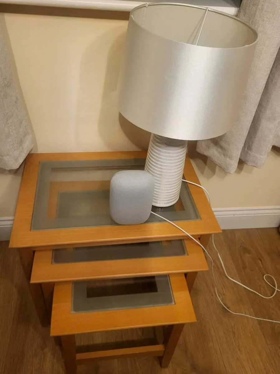 Set of 3 tables - Image 1