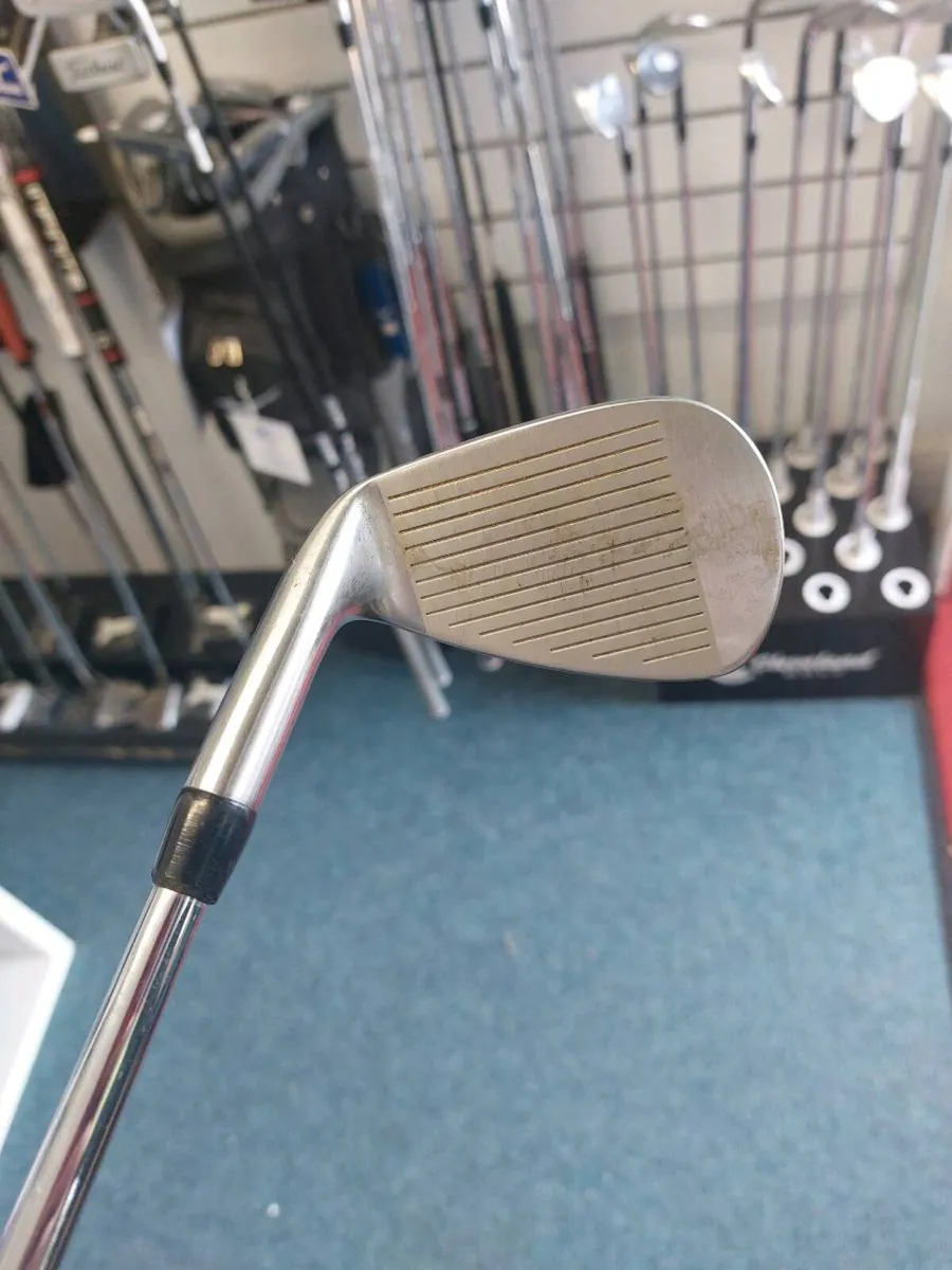 Titleist T200 48 Degree - Image 2