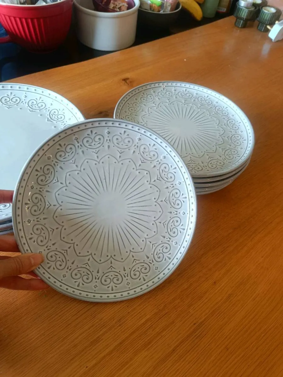 Plates - Image 3