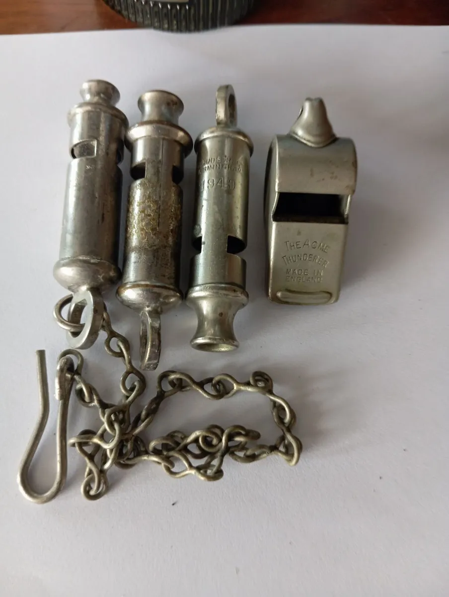 Old Vintage Gardai Whistles - Image 4