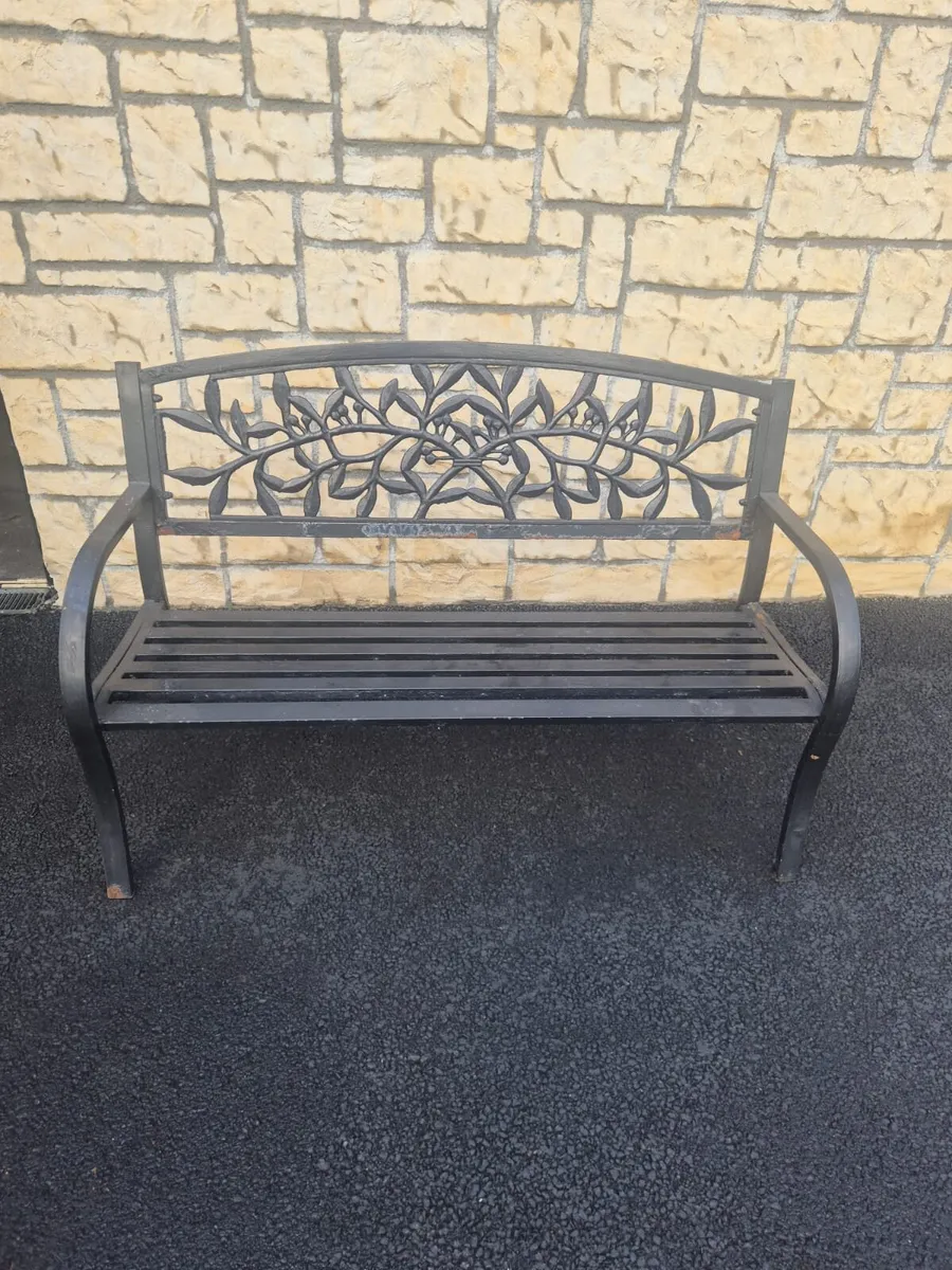 Garden benches - Image 1