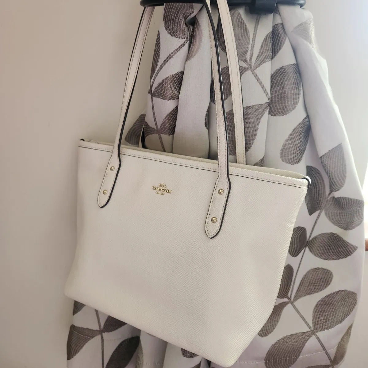 Coach shoulder bag - Image 2