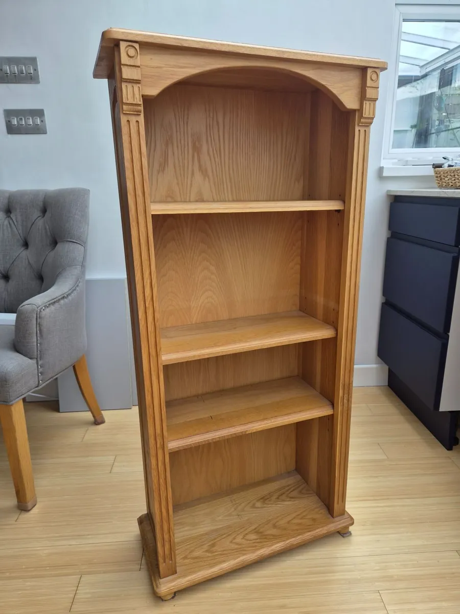 Decorative Oak Slim Bookcase (Kilcroney Furn)
