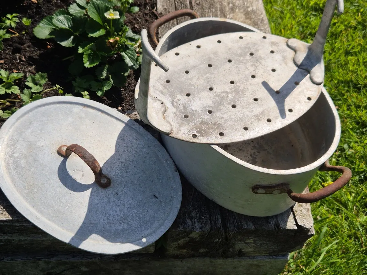 Old Aluminium Cooking Ware - Image 4