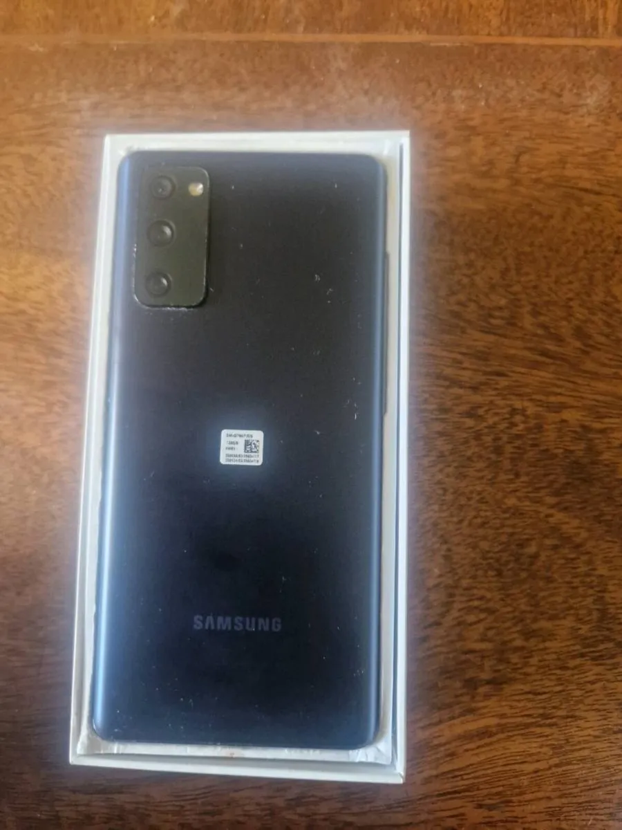 S20 fe phone - Image 2