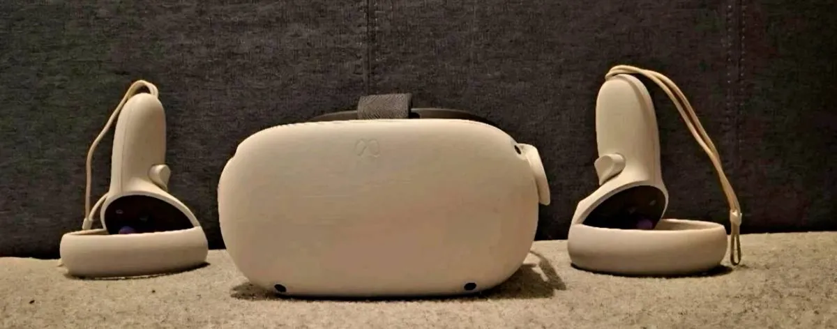 Oculus quest 2 controllers

and headset