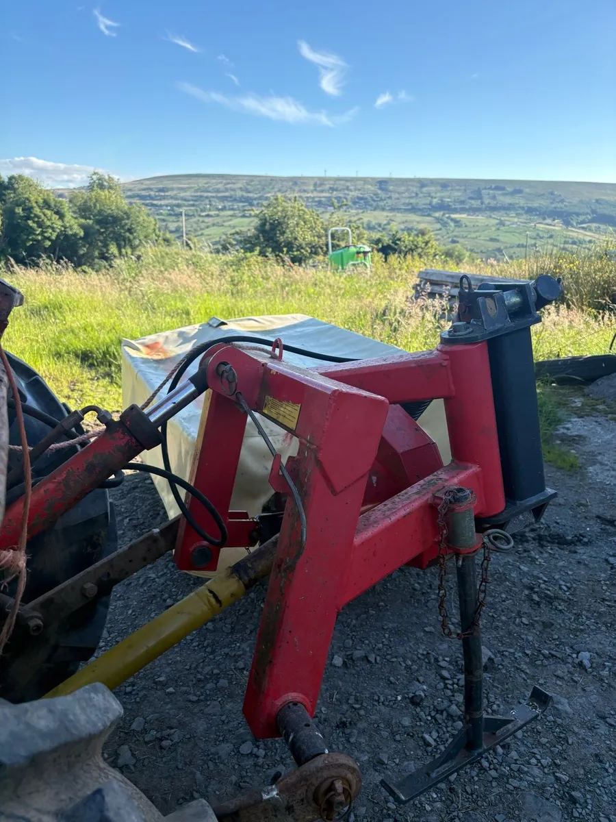 Vicon disc mower - Image 1