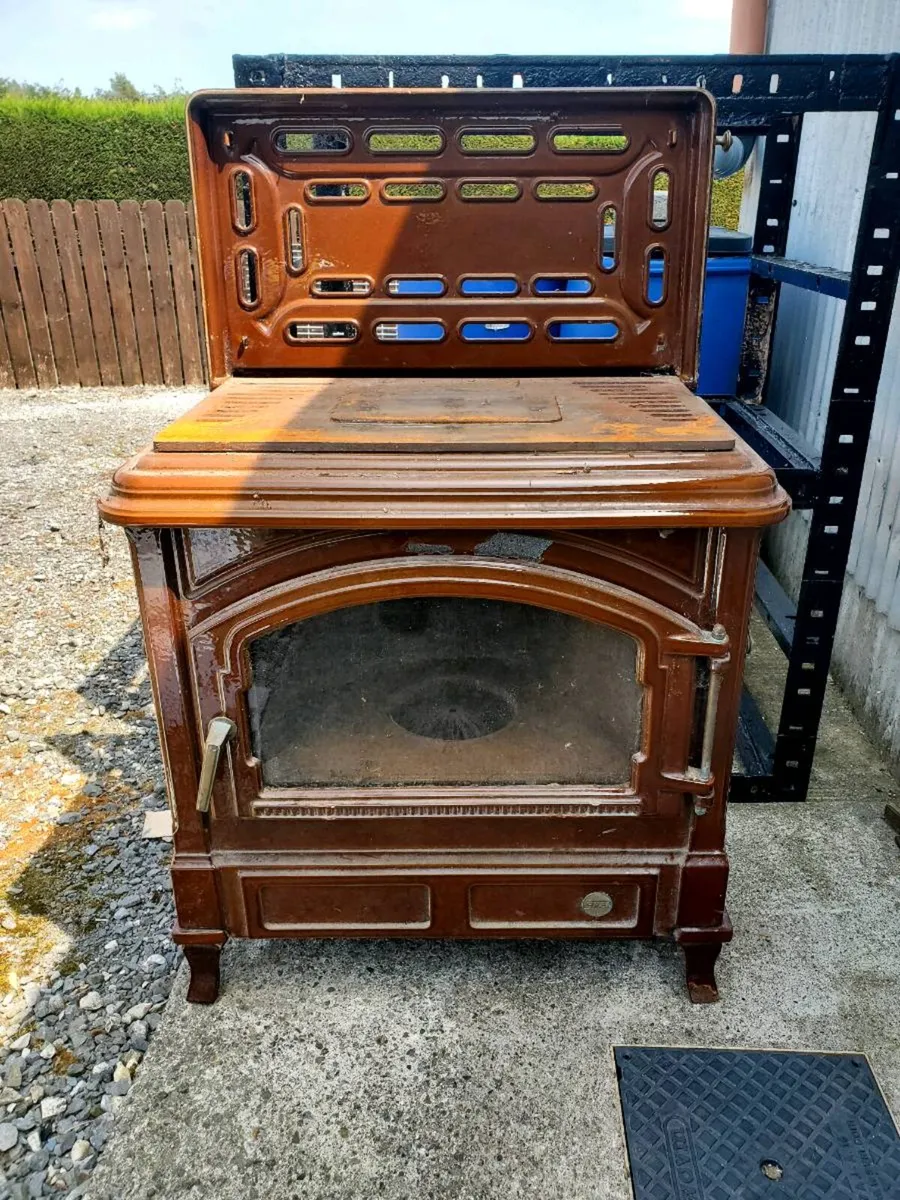 Oil stove - Image 1