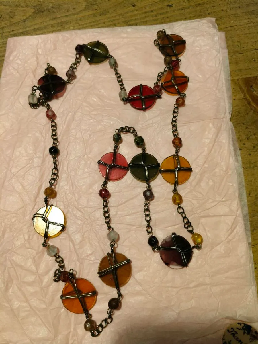 This item is a bohemian-style wire-wrapped beaded - Image 2