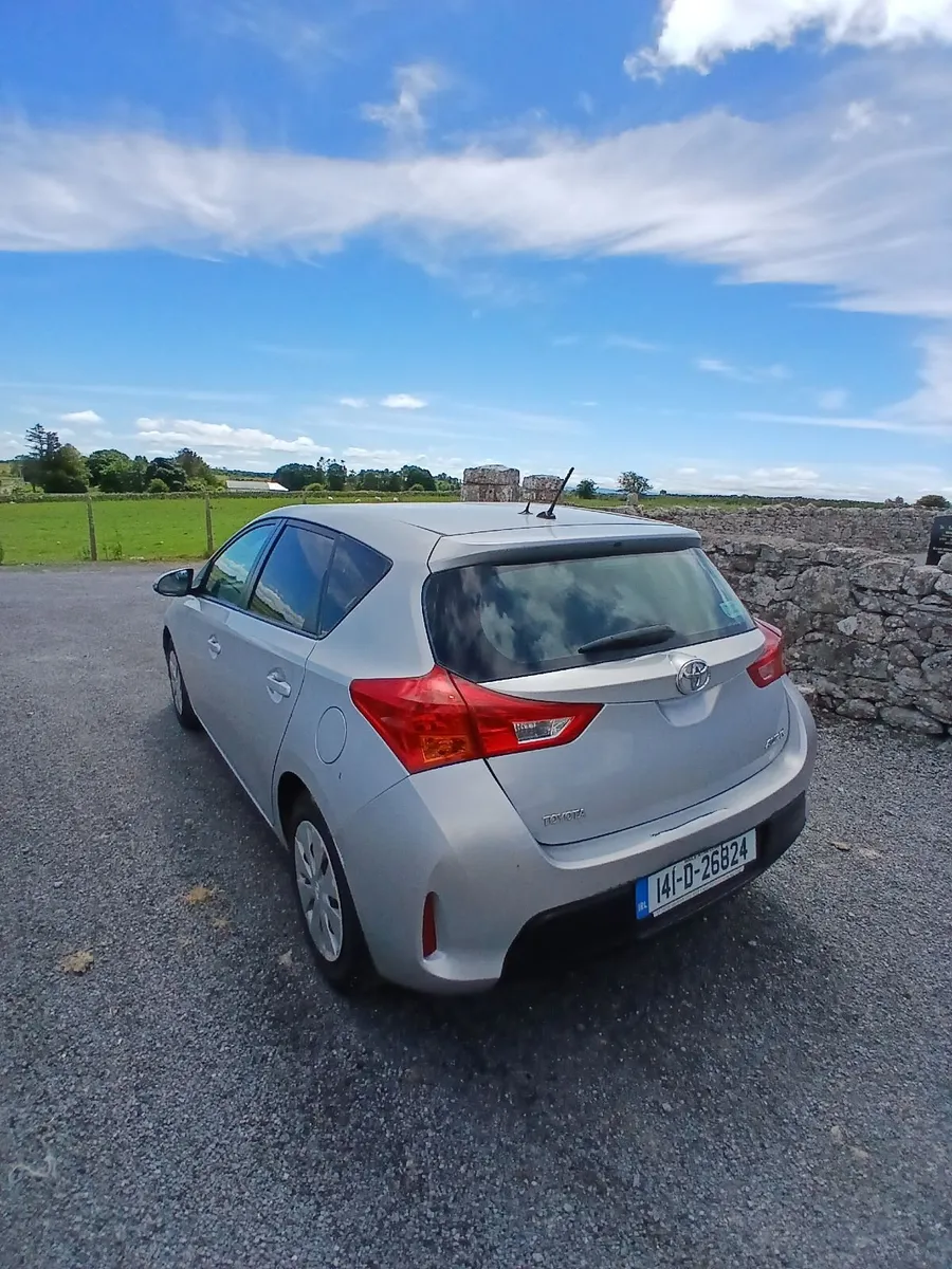 Toyota Auris 2014 - Image 4