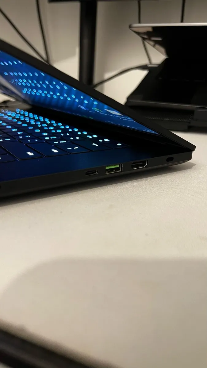 Gaming laptop (razer blade 15) - Image 3