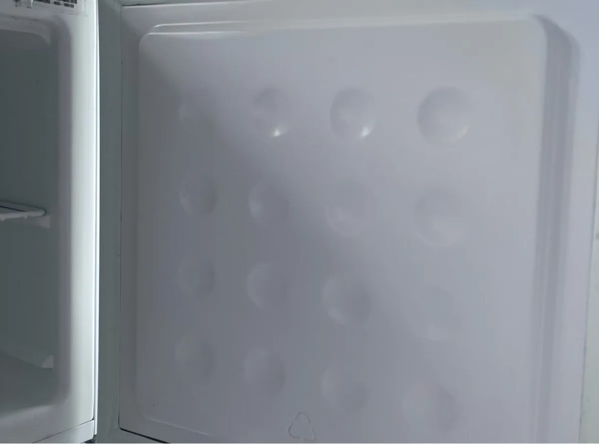 Mini Freezer - Image 3