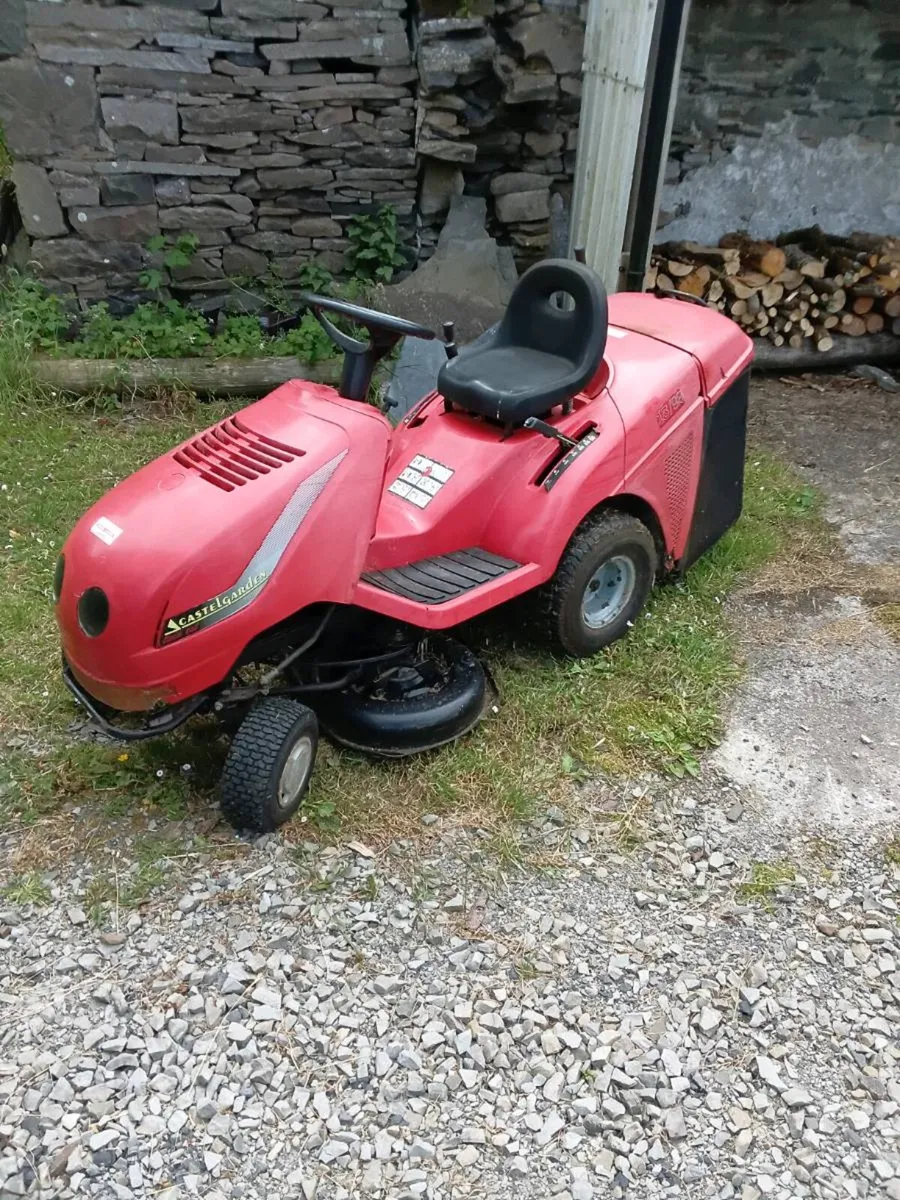 Ride on mower - Image 1