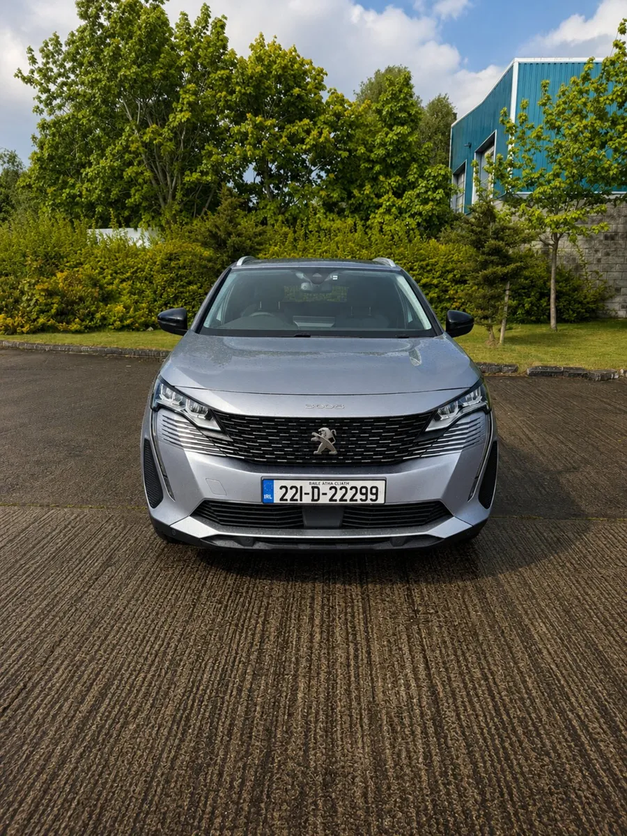 2022 Peugeot 3008 Only 31,000km - Image 2