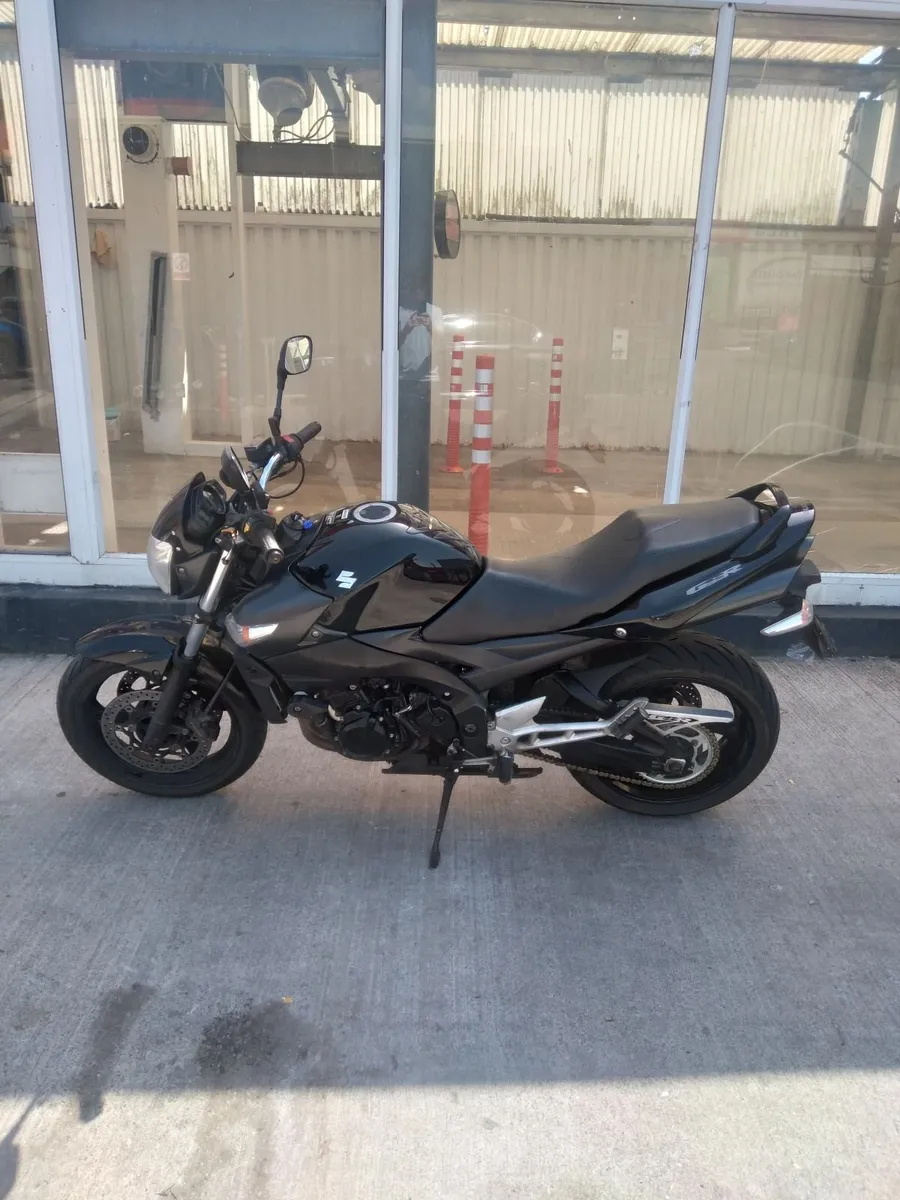 Suzuki GSR 600 - Image 3