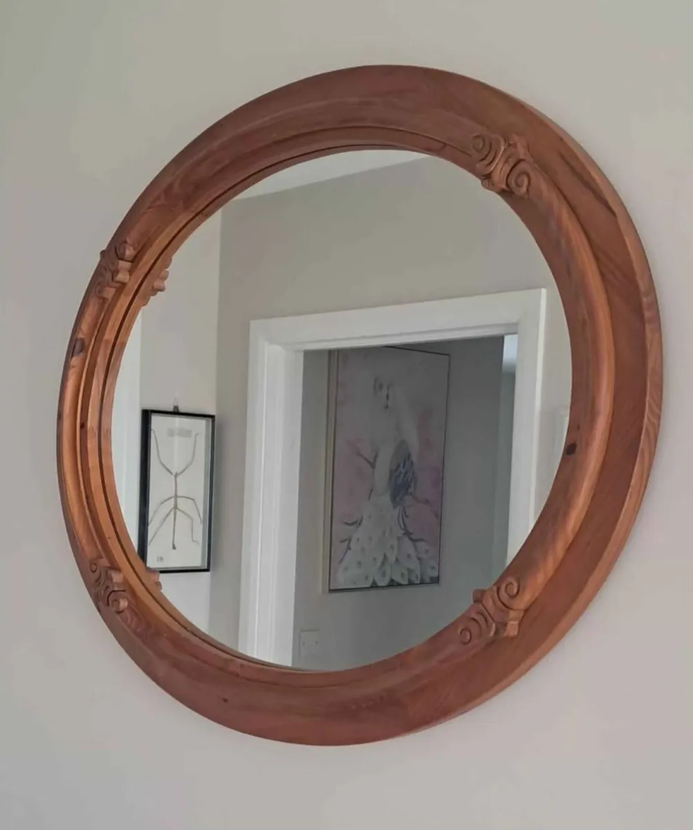 Solid wood ornate oval mirror - Image 3
