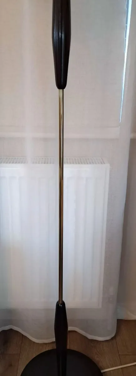 MCM brass floor lamp - Image 2