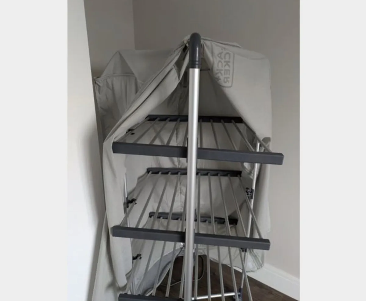 Black+Decker Heated Clothes Airer - Image 1
