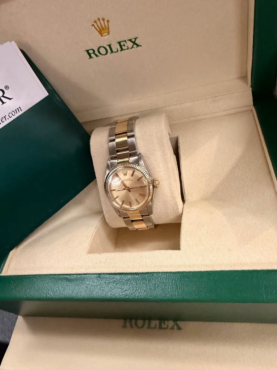 Rolex 31MM Two Tone Excellent Condition - Image 3