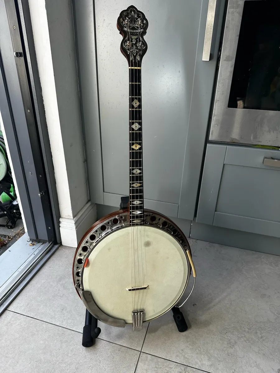 Lucci Sinfonico Style 2 Tenor Banjo - Image 2