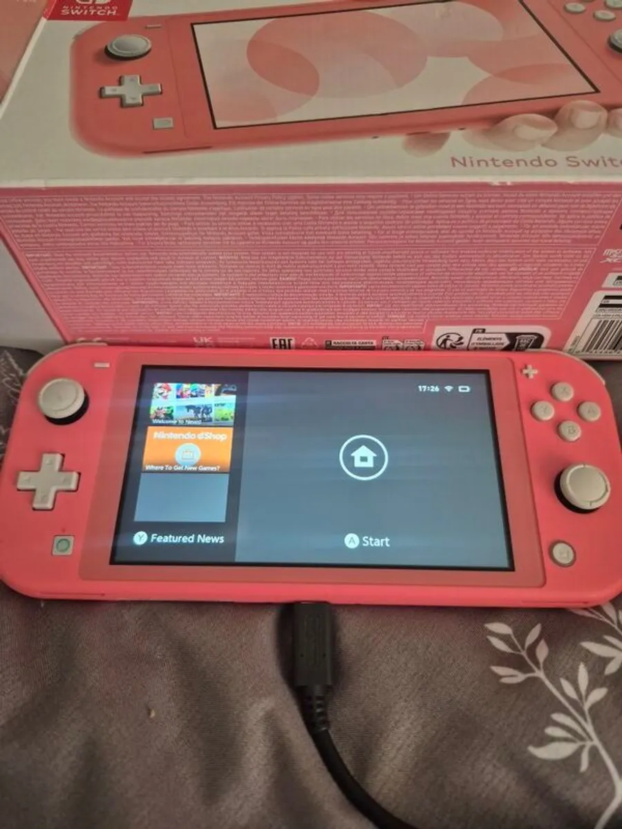 Nintendo Switch Lite - Image 2