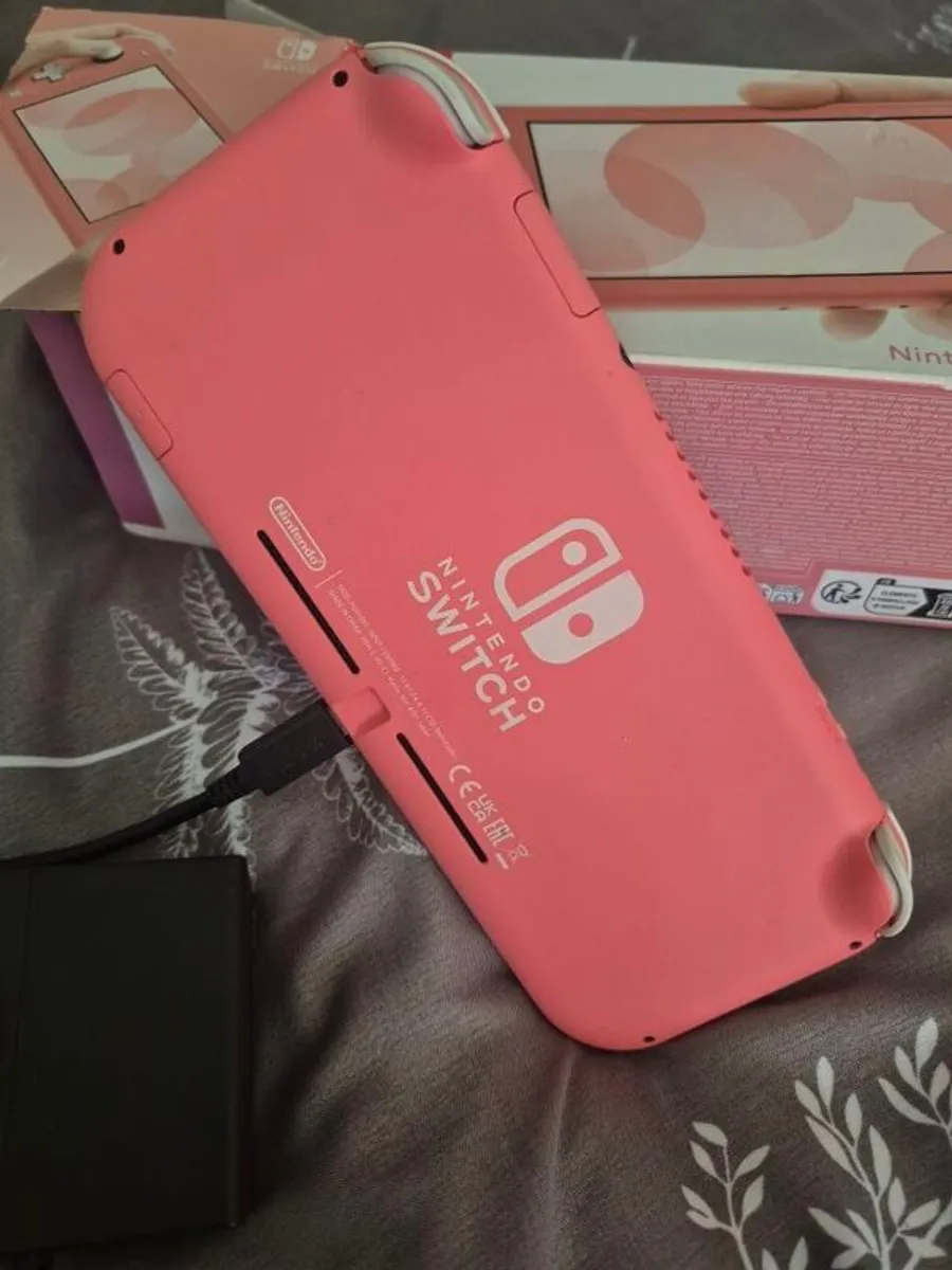 Nintendo Switch Lite - Image 4