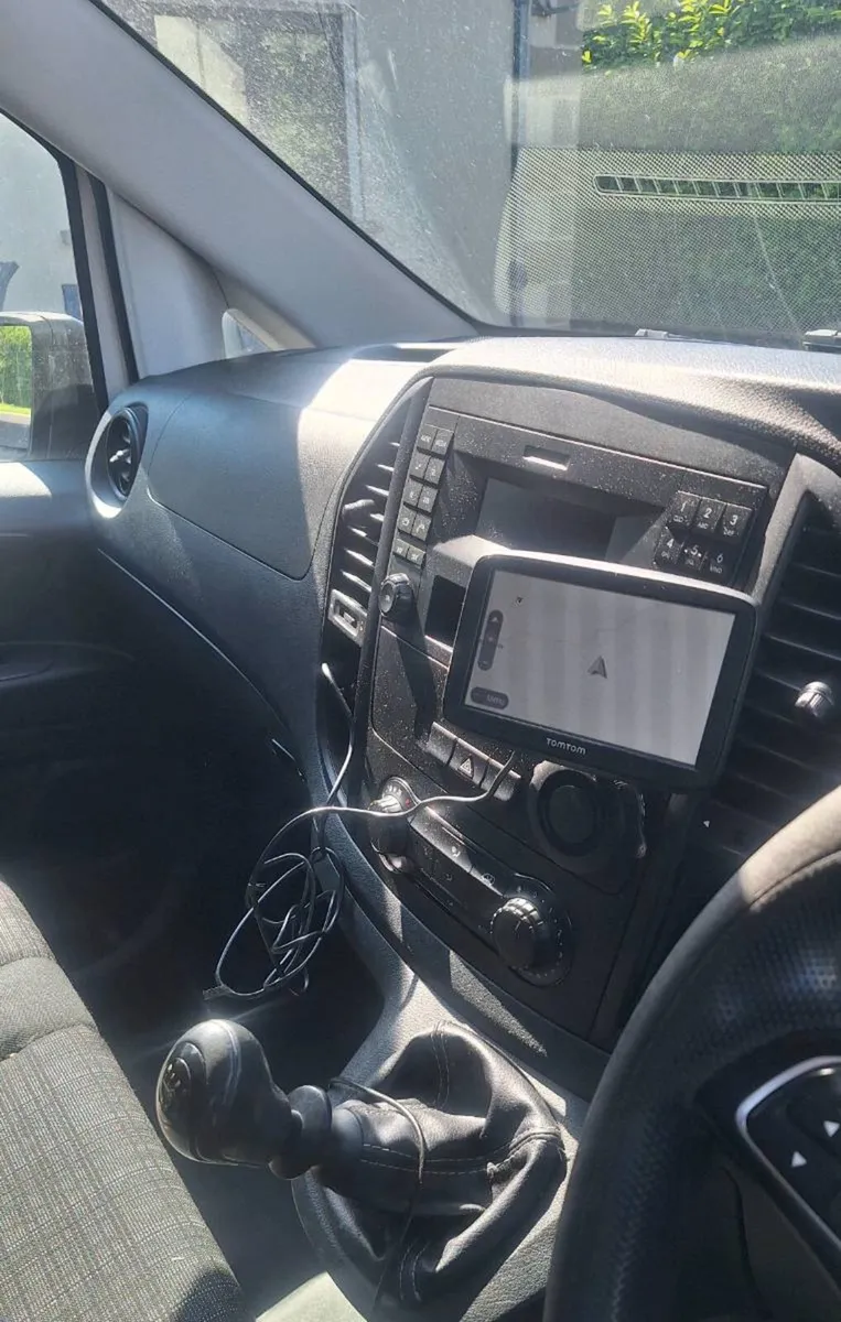 Mercedes Vito Camper/Van Aircon 2016 - Image 3