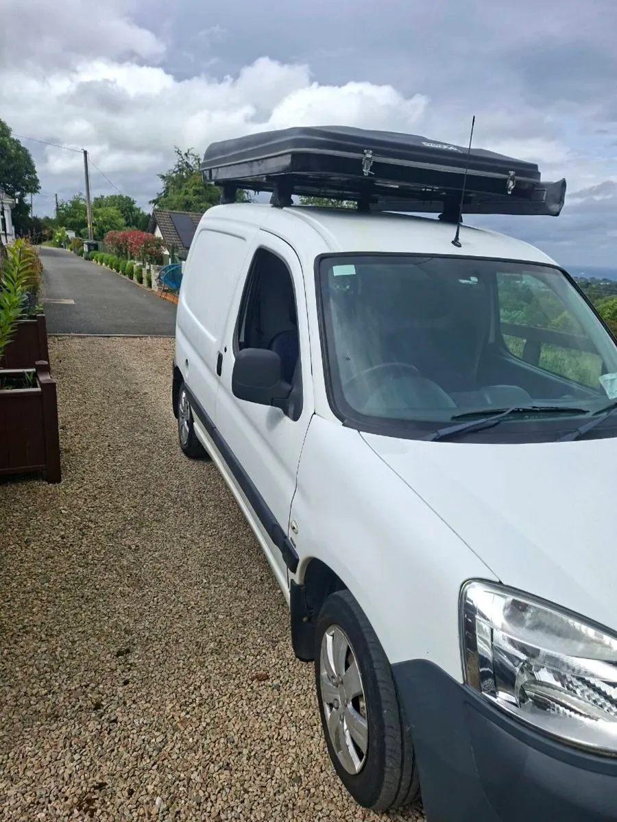 Camper van - Image 2